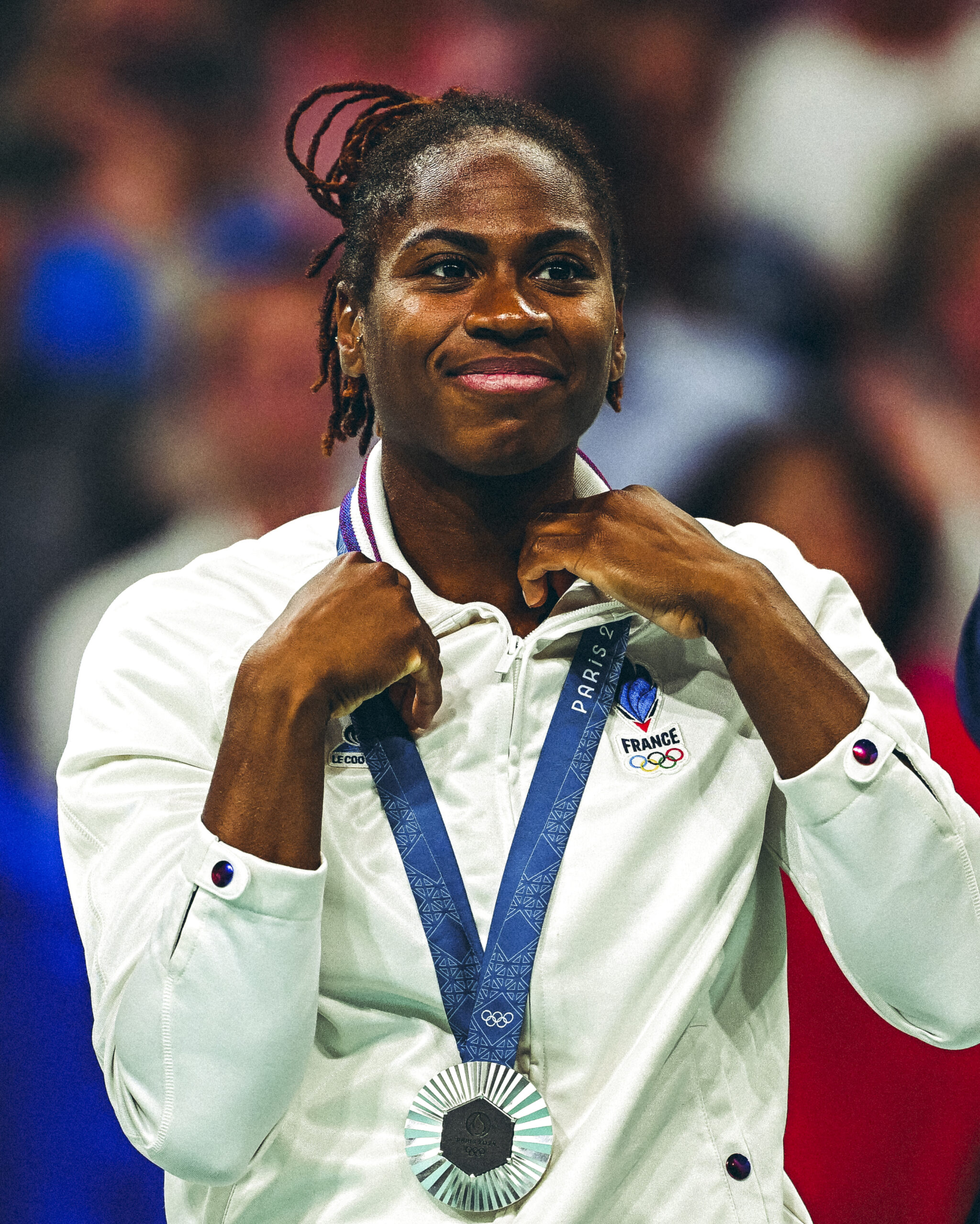 CORALIE LASSOURCE Championne olympique. HANDBALL